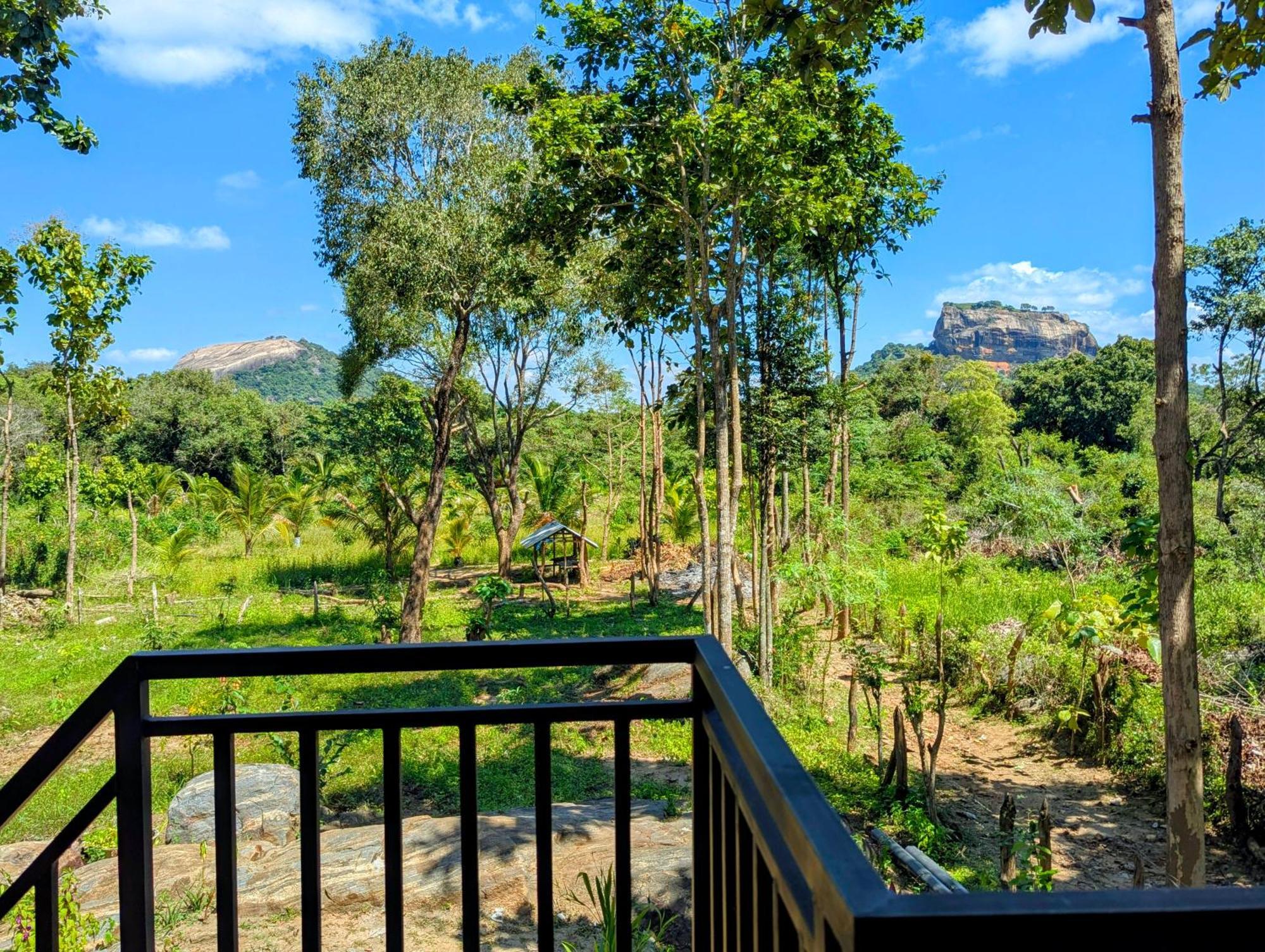 Sigiri Saat Cabana Sigiriya Esterno foto